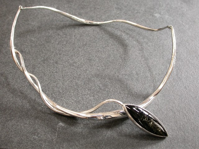 Mooon Choker'