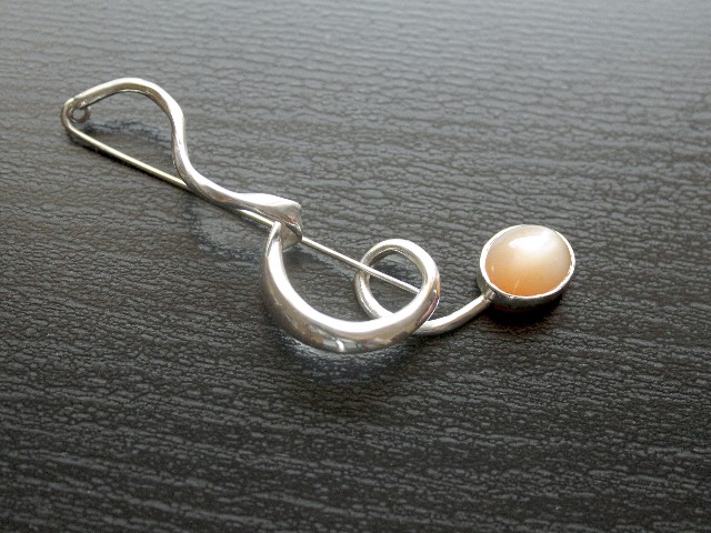 Peach Moonstone Brooch pin 